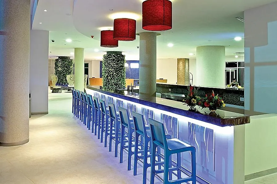 Las Americas Torre Del Mar Cartagena  5*,
