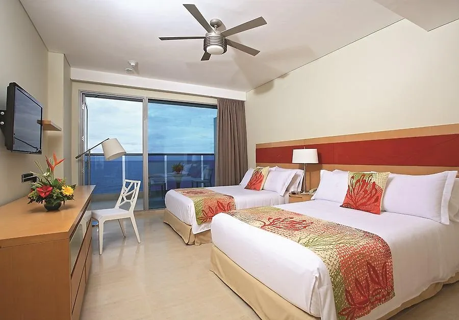 Hotel Las Americas Torre Del Mar Cartagena