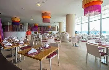 Las Americas Torre Del Mar Cartagena  Hotel